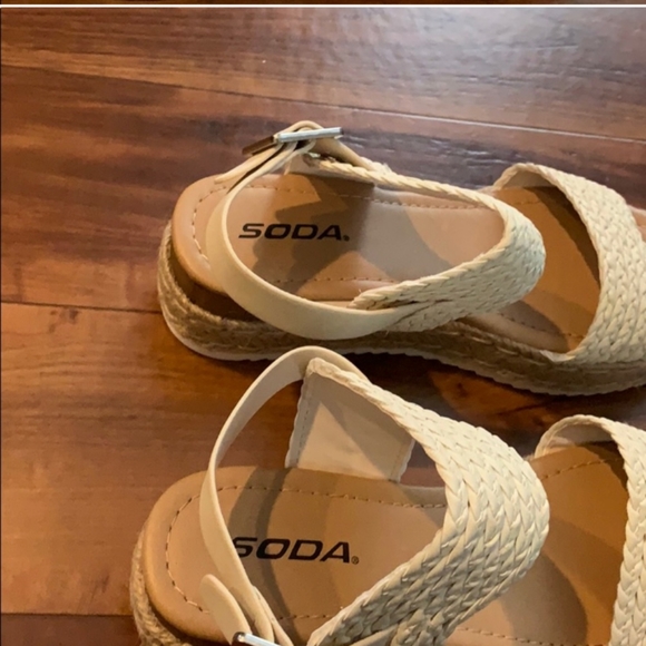 🎉HOST PICK🎉 Sandal Wedges by SODA - Picture 2 of 4